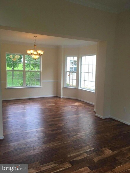 Foto del edificio - 12910 Belle Meade Trace