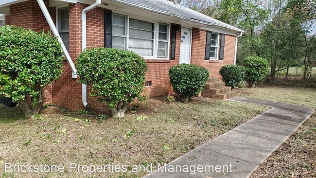 Building Photo - 3 br, 1 bath House - 9400 East WT Harris Blvd