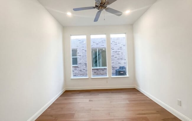 Building Photo - 8642 Steiger Trl