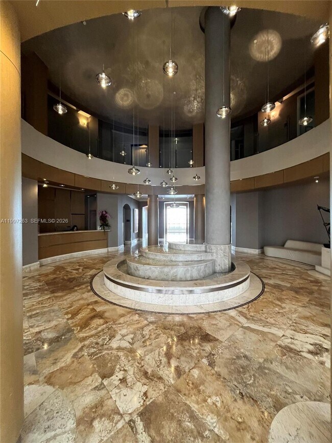 Foto del edificio - 808 Brickell Key Dr