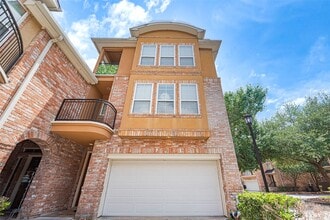 Building Photo - 24 Versante Ct