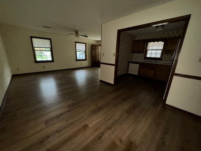 Foto del edificio - 119 Williamson St SW