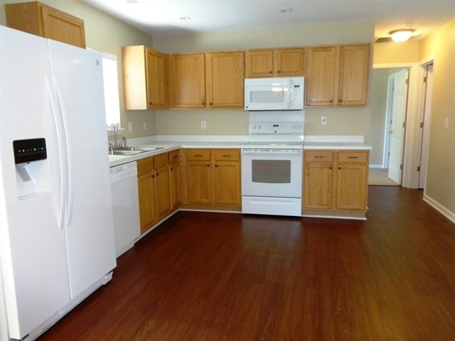 Foto del edificio - 8051 Old Hazelwood Rd