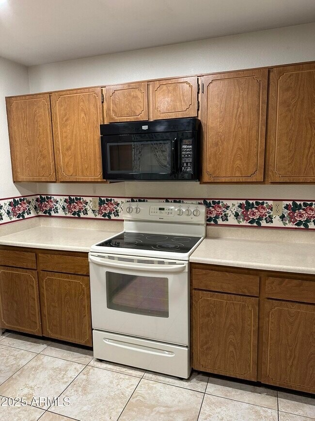 Foto del edificio - 4923 W Gail Dr
