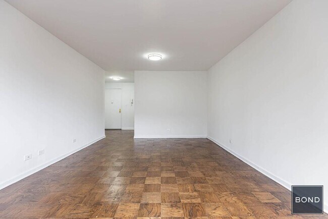 Foto del edificio - 145 E 16th St