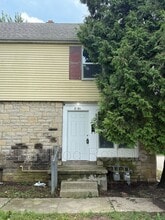 Building Photo - 2099-2101 W Mound St