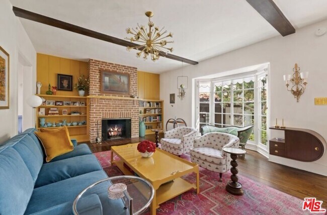 Foto del edificio - 10966 Strathmore Dr