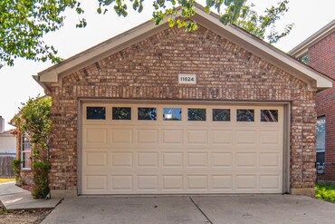 Primary Photo - 11824 Bobcat Dr