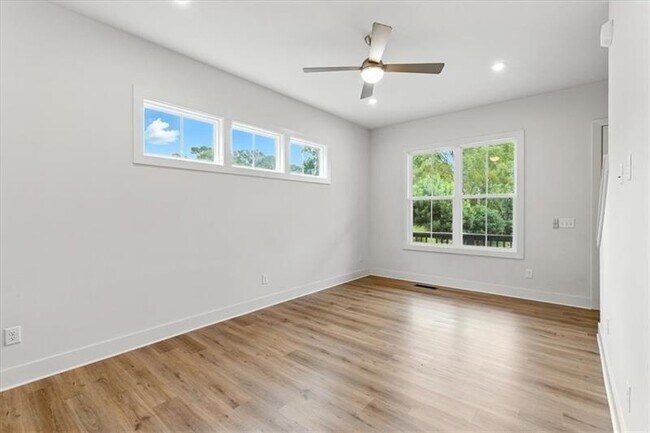 Foto del edificio - 170 Color Cir