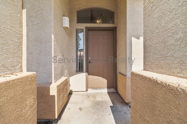 Building Photo - 416 S 89th Pl