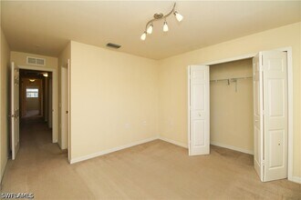 Building Photo - 9051 Gervais Cir