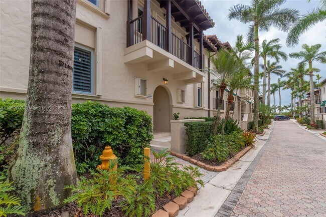 Building Photo - 13624 Deering Bay Dr