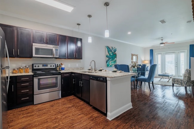 Yes, It Has That Feel - Yes, It Has That Feel Apartment