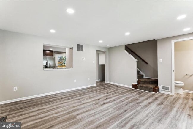 Building Photo - 8345 Silver Trumpet Dr