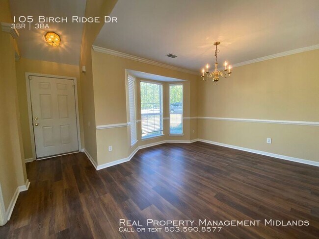 Foto del edificio - 105 Birch Ridge Dr