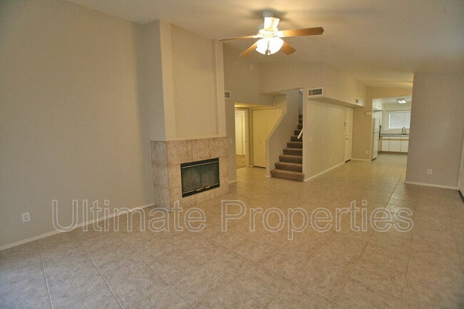 Foto del edificio - 12107 N 79th Dr