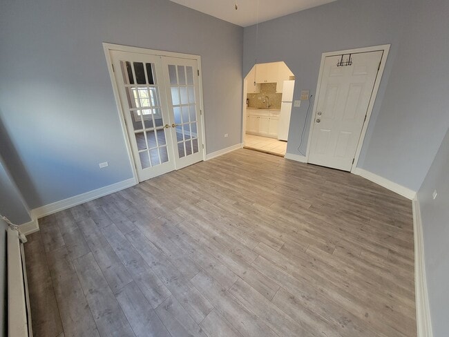 Building Photo - 802 Dempster St