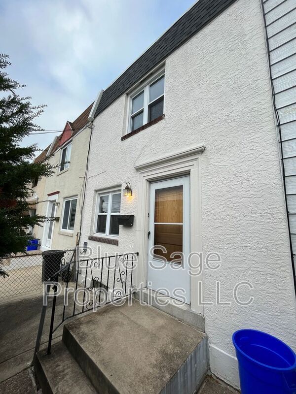 Foto principal - 25 Windsor Ln