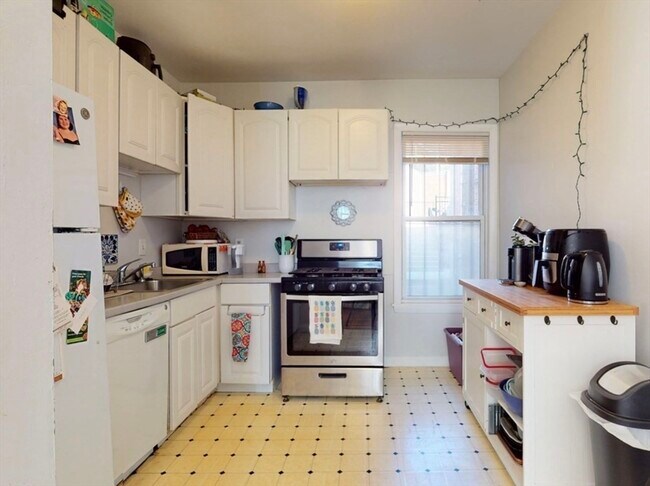 Foto del edificio - 32 S Huntington Ave