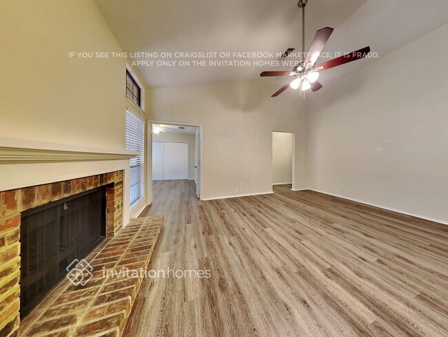Foto del edificio - 4236 Periwinkle Dr