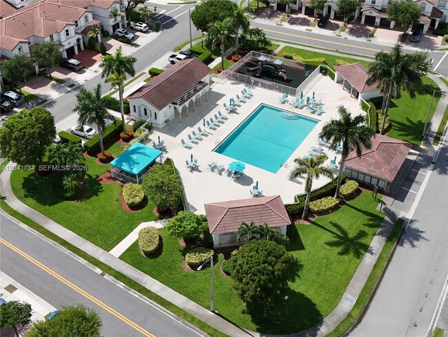 Building Photo - 7930 NW 108th Pl