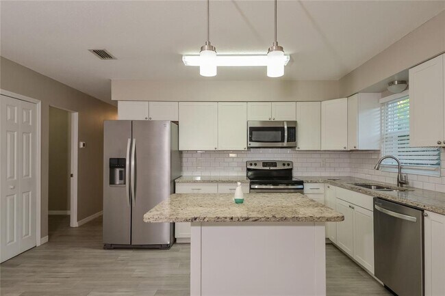 Foto del edificio - 1222 24th Ave W