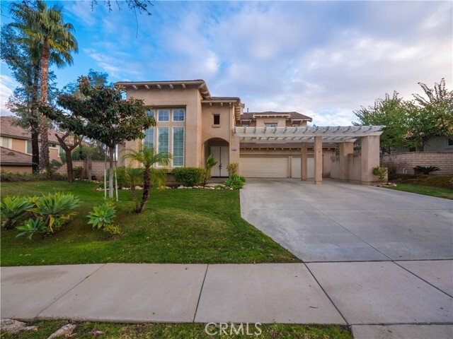 Foto principal - 1606 Fairway Dr