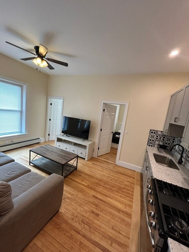 Building Photo - 416 Pearl St