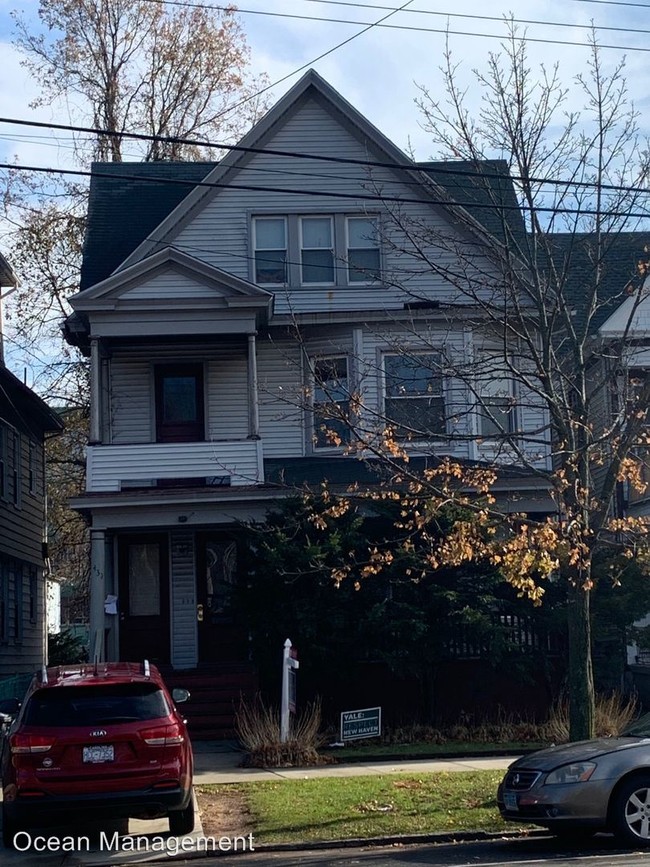 Building Photo - 3 br, 1 bath Apartment - 437 Dixwell Avenue