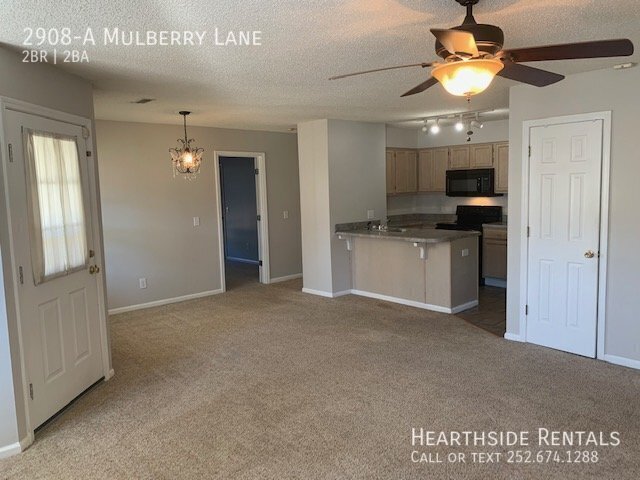 Foto del edificio - 2908 Mulberry Ln