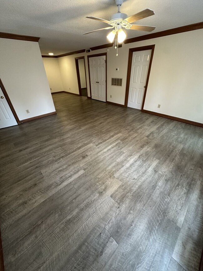 Foto del edificio - 2 Bedroom 2 Bathroom Condo!