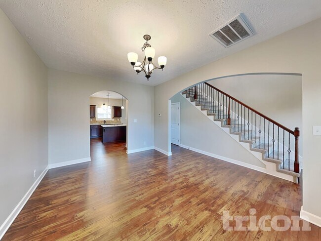Building Photo - 3772 Windhaven Dr