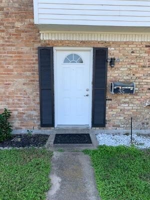 Building Photo - 35 San Jacinto Dr