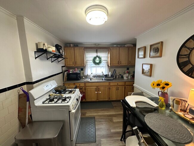 Foto del edificio - 32 Bishop Rd