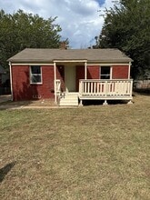 Building Photo - 505 E Boeing Dr
