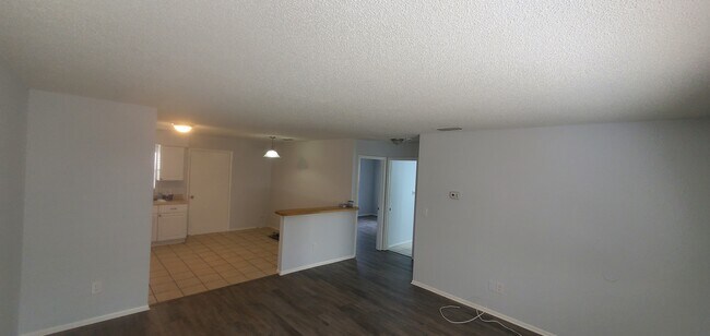 Foto del edificio - 1066 Indiana Ave