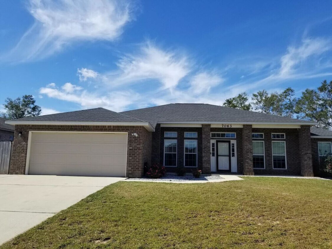 7063 Harvest Way, Milton, FL 32570 House for Rent in Milton, FL