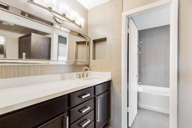 Foto del edificio - 13115 Belhaven Ct