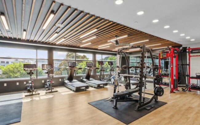 Foto del edificio - 392 Ashley Ave NE