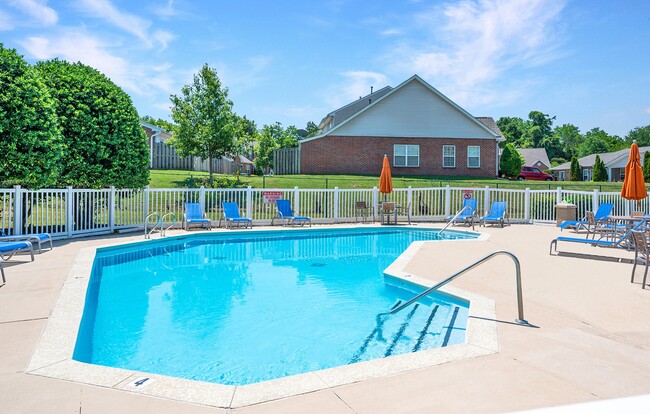 Building Photo - Willow Creek Apartments