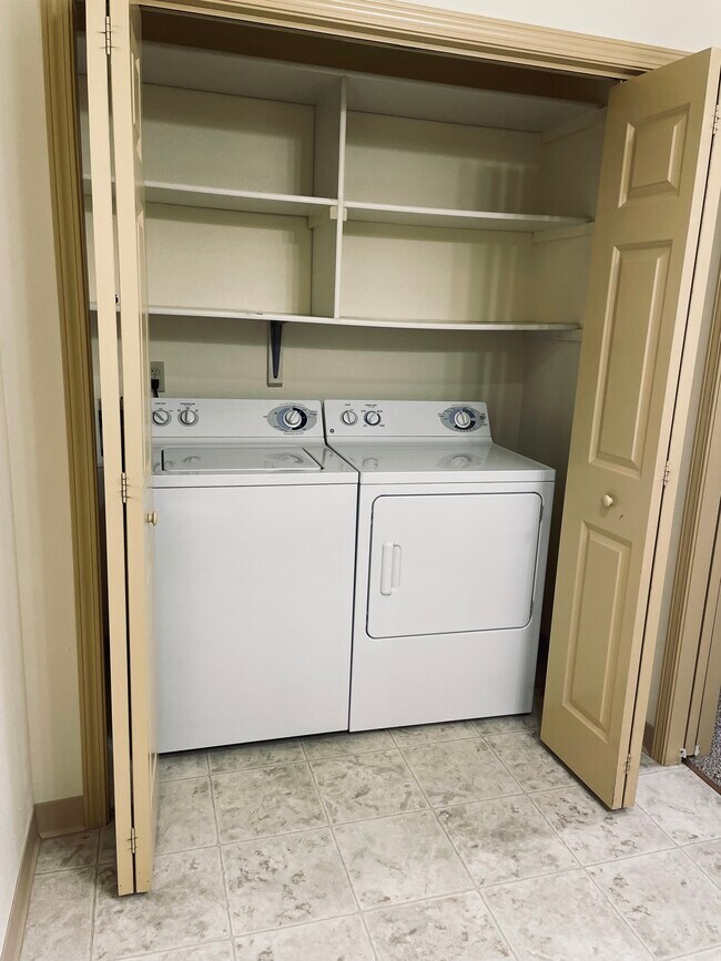 Dove Healthcare Settlers' Trail Apartments in Lodi, WI