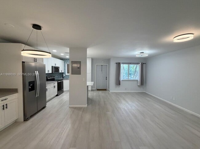 Building Photo - 2041 NW 81st Ave