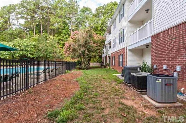 Foto del edificio - 1950 Trailwood Heights Ln