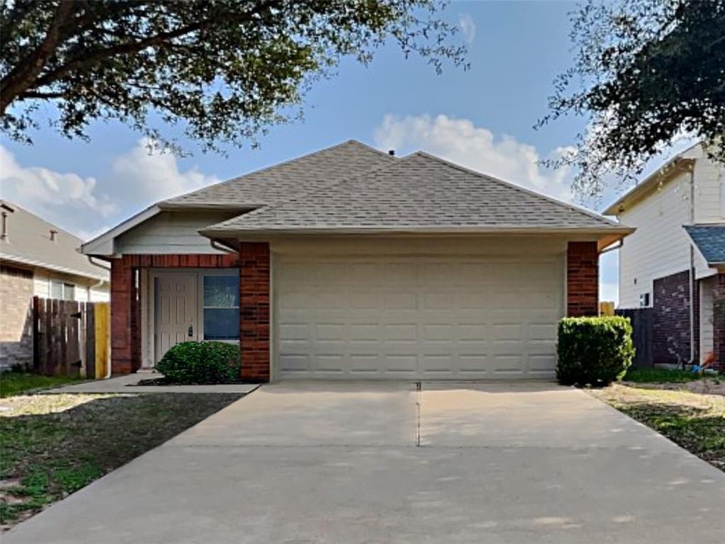 Primary Photo - 17210 Hawks Landing Dr