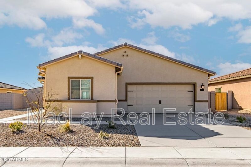 Foto principal - 627 N Crowned Dove Trail