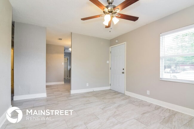 Foto del edificio - 4805 S 88th St
