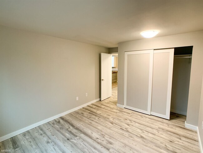Foto del edificio - 1 br, 1 bath Condo - 1150 Sunset Boulevard...