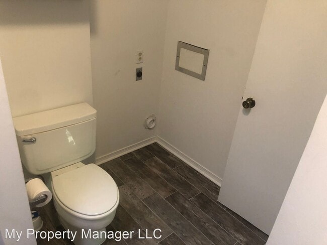 Building Photo - 2 br, 1 bath House - 2894 Mackey Lane