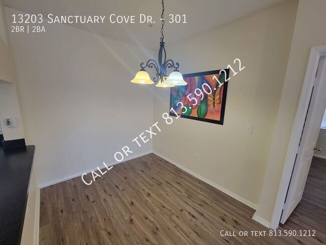 Foto del edificio - Spacious Tampa Condo