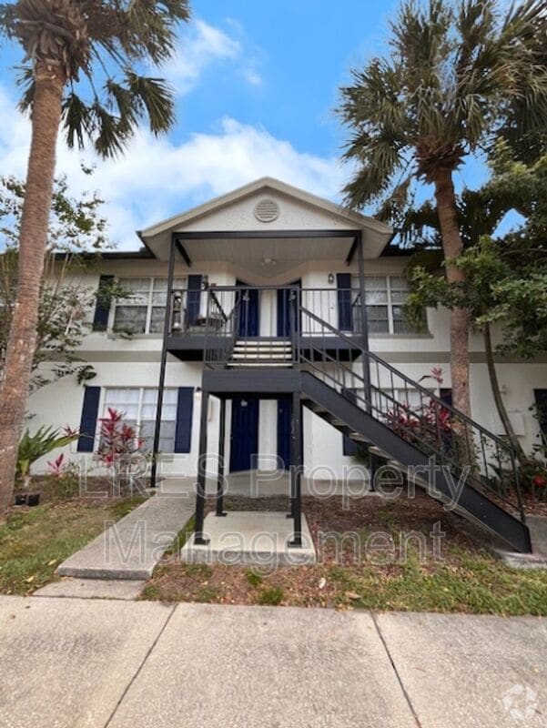 Building Photo - 3651 N Goldenrod Rd